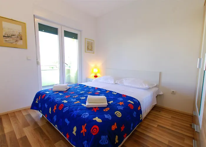 Casa vacanze House With Garden And Barbecue Grill In